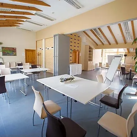 Goda & 4* دروسكينينكاي